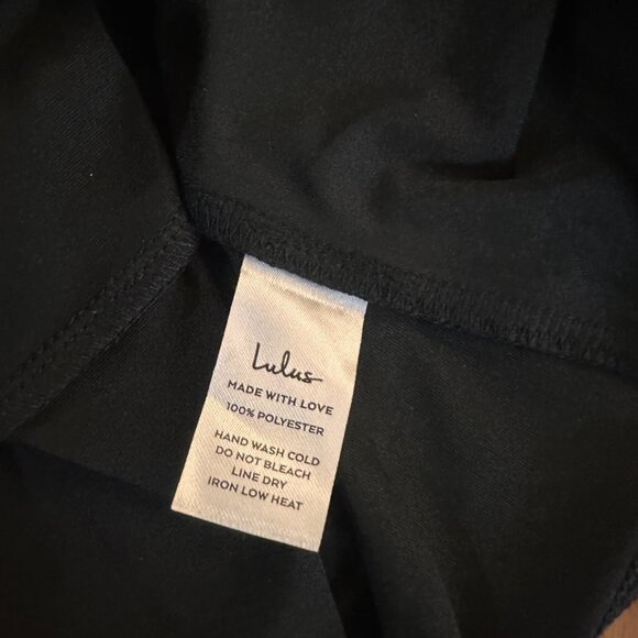 New Lulus Black Bodysuit Mock Neck Cap Sleeve Top Size Large - Picture 4 of 4